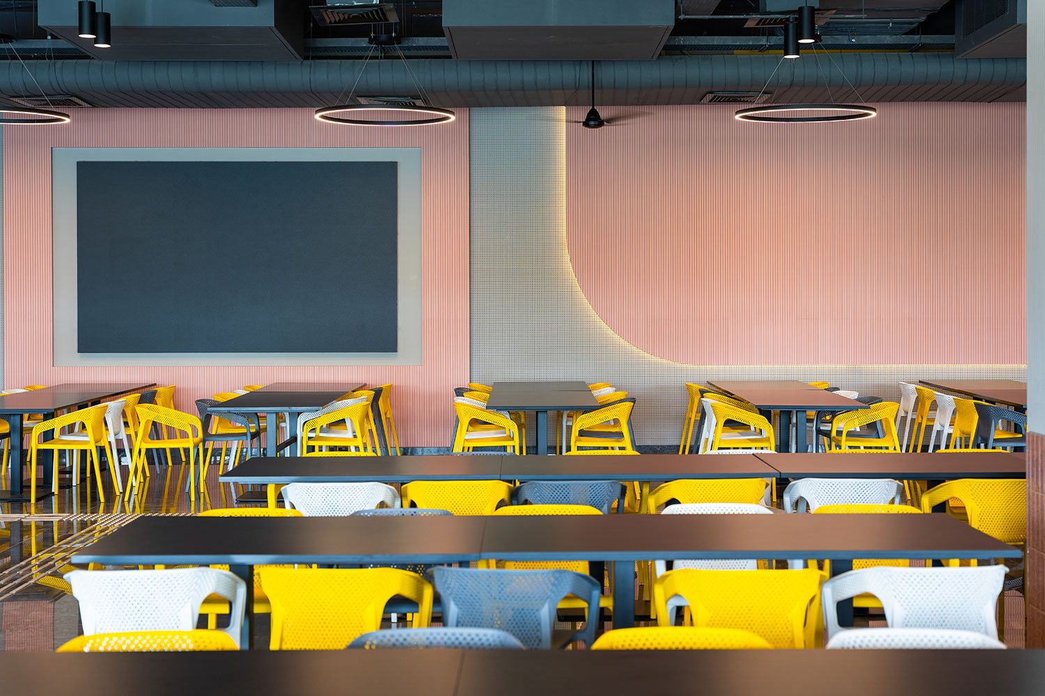 Food Court